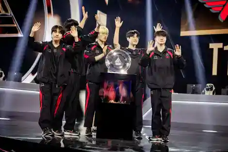 T1 gewinnt die LoL EWC 2024